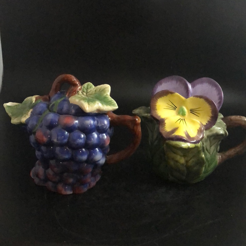 2 teapots for the price of one